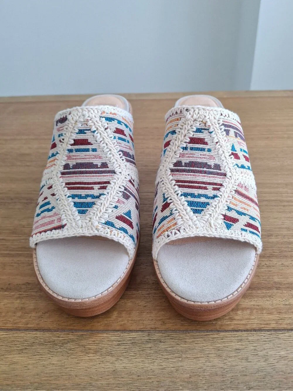(New) Frye – Pipa Crochet Platform Sandal (Ivory SW) – Women's 9